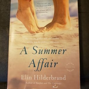 A Summer Affair‎ by Elin Hilderrand  Paperback
